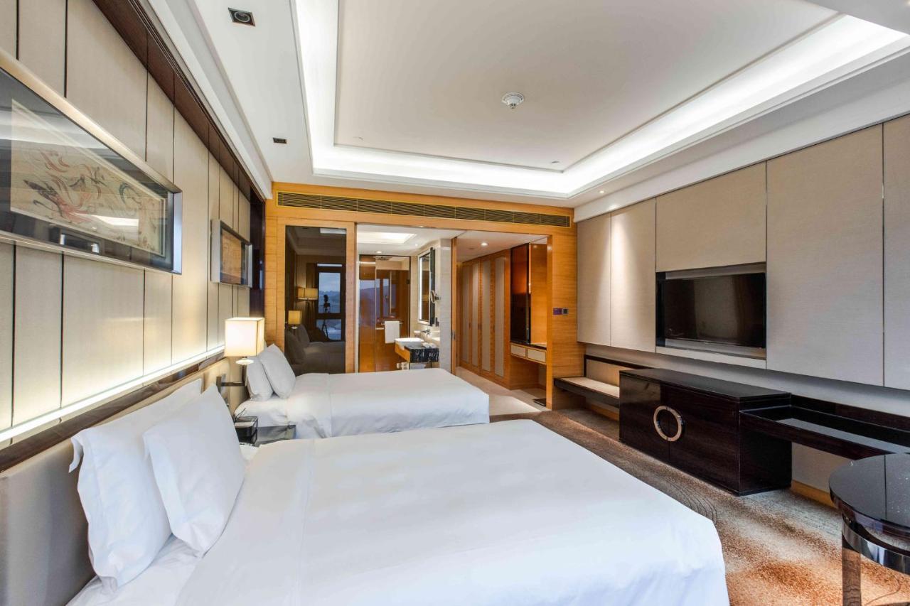 Crowne Plaza Hotel Lanzhou By Ihg Екстериор снимка
