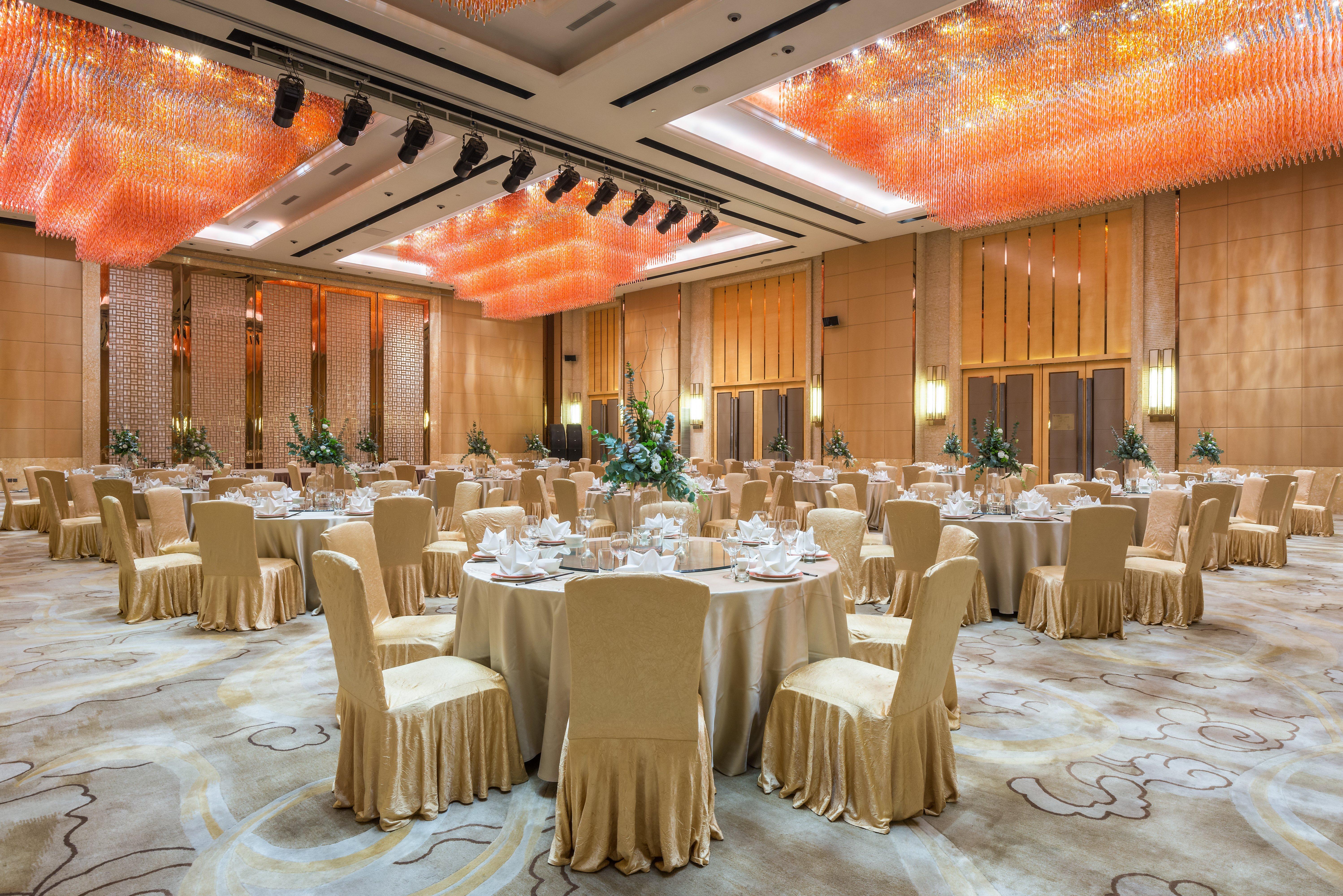 Crowne Plaza Hotel Lanzhou By Ihg Екстериор снимка