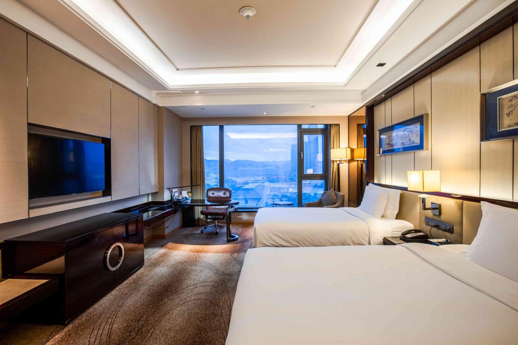 Crowne Plaza Hotel Lanzhou By Ihg Екстериор снимка